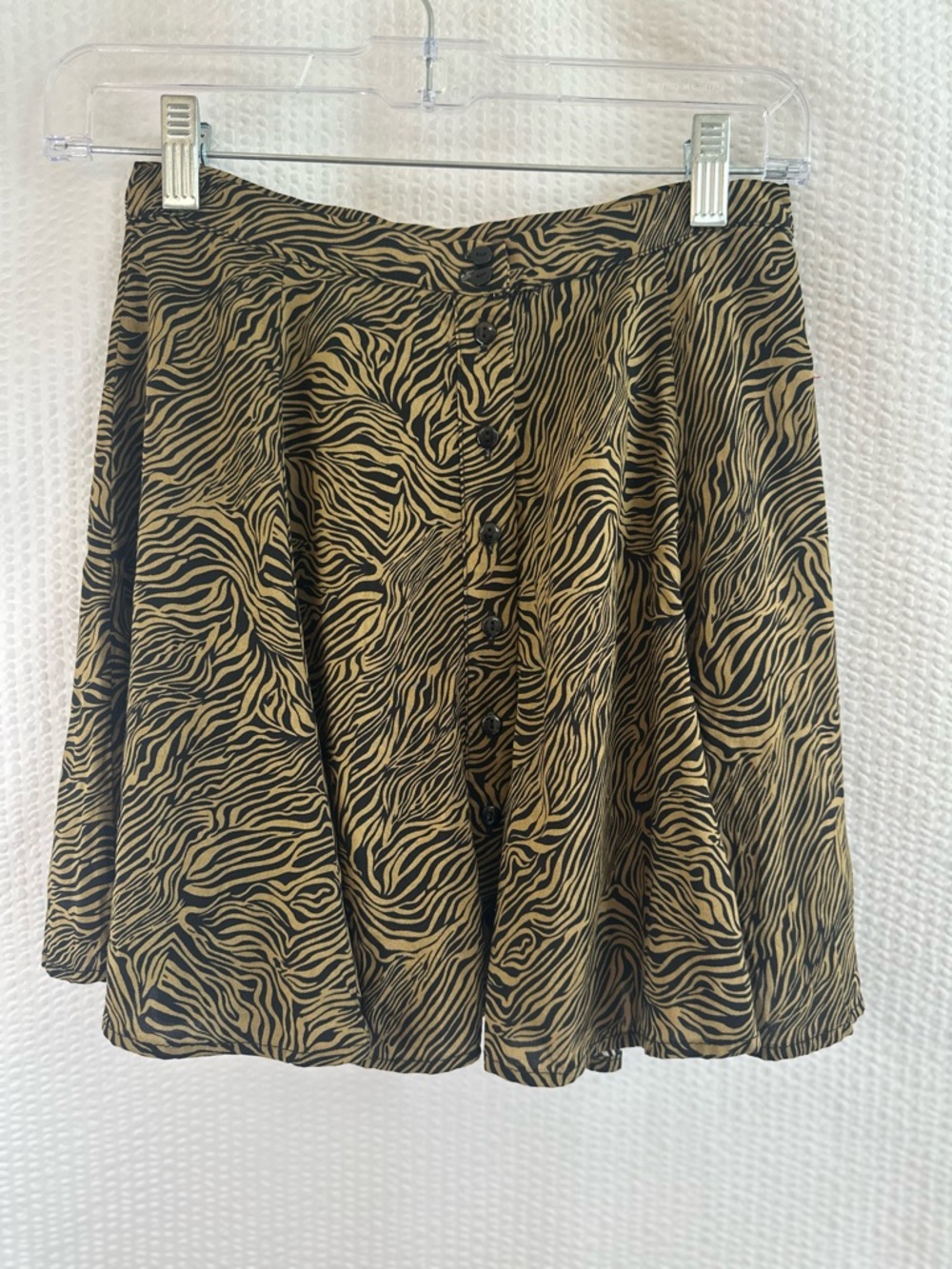 Urban Outfitters Black Tan Zebra Print Mini Skirt Women’s XS NWT Flared Lined